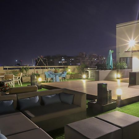 Ebony Residency Hotel Ahmedabad Exterior photo