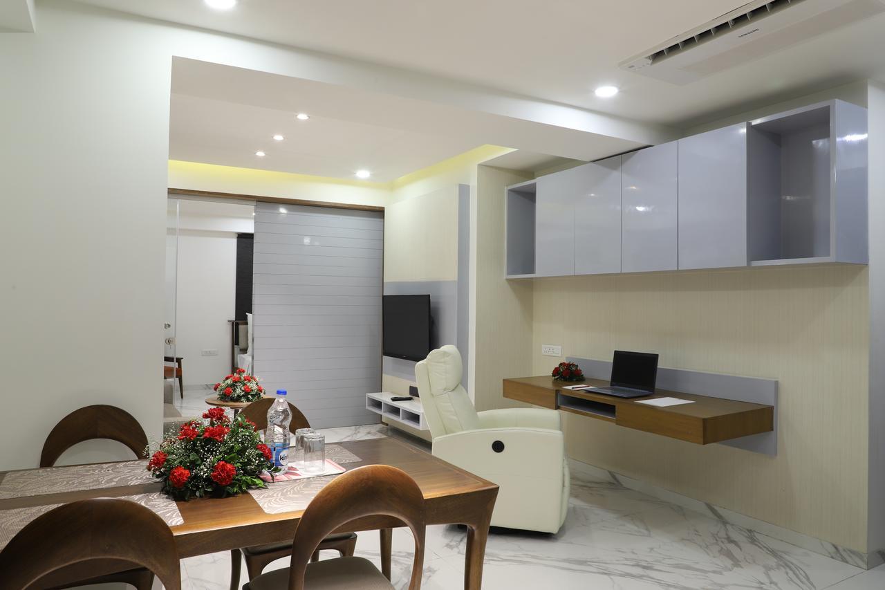 Ebony Residency Hotel Ahmedabad Exterior photo