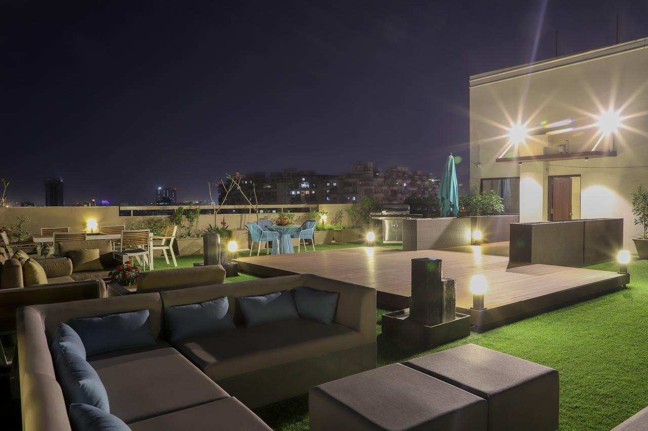 Ebony Residency Hotel Ahmedabad Exterior photo